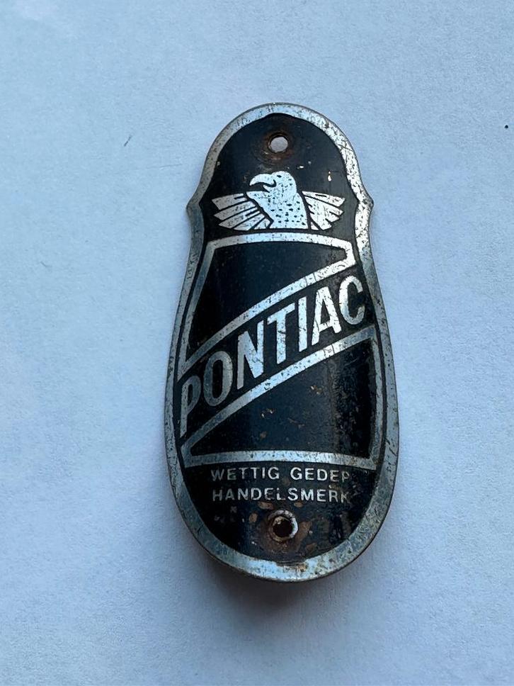 Oud balhoofdplaatje PONTIAC. Balhoofd plaatje., Verzamelen, Merken en Reclamevoorwerpen, Gebruikt, Gebruiksvoorwerp, Ophalen of Verzenden