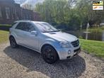 Mercedes-Benz M-klasse AMG 63 XENON/leer/AIRCO/cruise, Origineel Nederlands, Te koop, M-Klasse, Zilver of Grijs