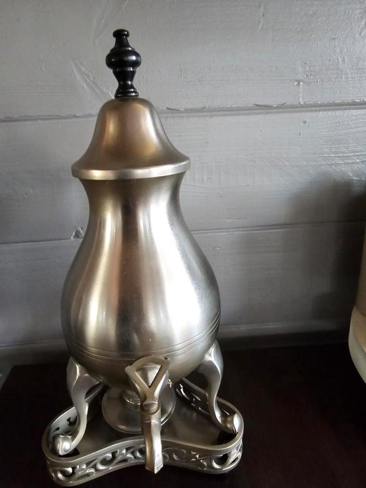 Tinnen Thee Kan met Kraan, Antiek en Kunst, Antiek | Tin, Ophalen of Verzenden