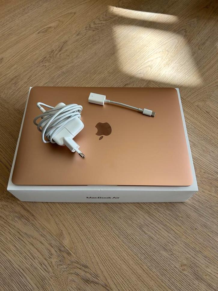 Apple MacBook Air 13-inch 256GB (M1, 2020), Computers en Software, Apple Macbooks, Zo goed als nieuw, MacBook Air, 13 inch, Minder dan 2 Ghz
