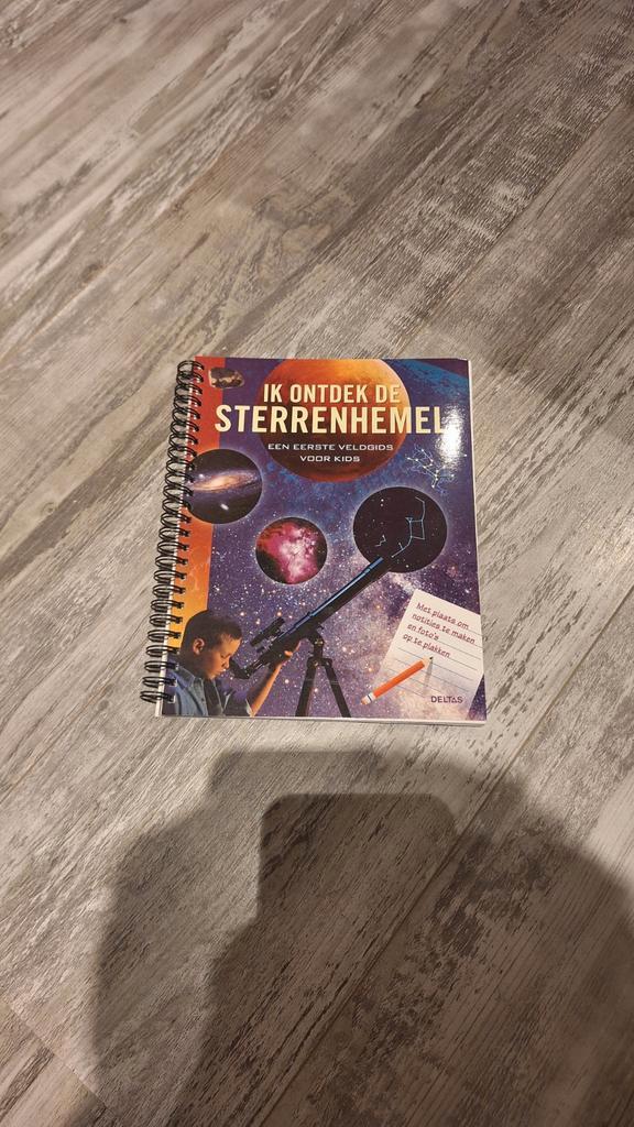 Ik Ontdek de Sterrenhemel - Zo Goed Als Nieuw, Boeken, Kinderboeken | Jeugd | onder 10 jaar, Zo goed als nieuw, Non-fictie, Ophalen