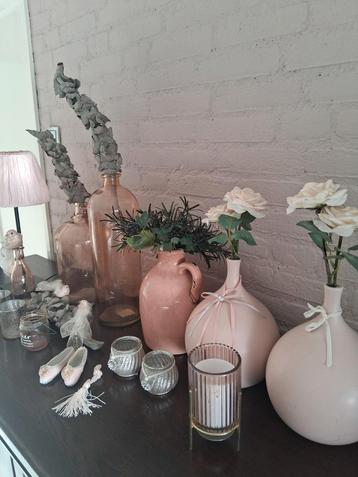 Roze woonkamer decoratie pakket beschikbaar voor biedingen