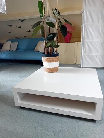 Salontafel l beschikbaar voor biedingen