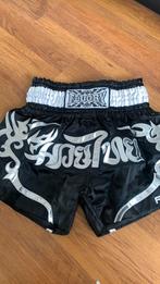 Fluory kickboks broek zwart /zilver nieuw maat s, Overige, Nieuw, Ophalen of Verzenden, Vechtsportkleding