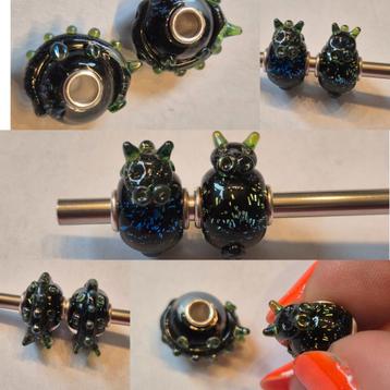 Elfbeads petite draken bedeltjes. Glasbedels  beschikbaar voor biedingen