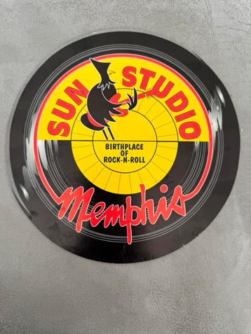 Menukaart sun studio beschikbaar voor biedingen