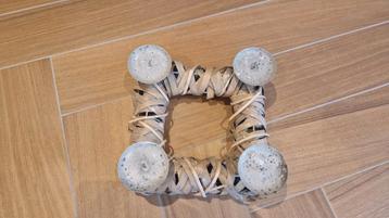 Vierkante Kaarshouder van Rotan met Beton Look beschikbaar voor biedingen