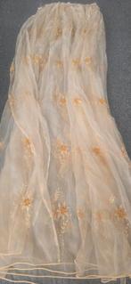 Mooie, transparante gordijnen met bloemmotief, Huis en Inrichting, Crème, 200 cm of meer, Ophalen of Verzenden, Zo goed als nieuw