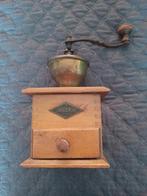 Antieke koffiemolen., Antiek en Kunst, Antiek | Keukenbenodigdheden, Ophalen of Verzenden