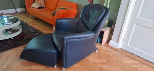 Leolux fauteuil Exalibor met hocker, Huis en Inrichting, Fauteuils, Gebruikt, Leer, 75 tot 100 cm, 75 tot 100 cm, Ophalen of Verzenden