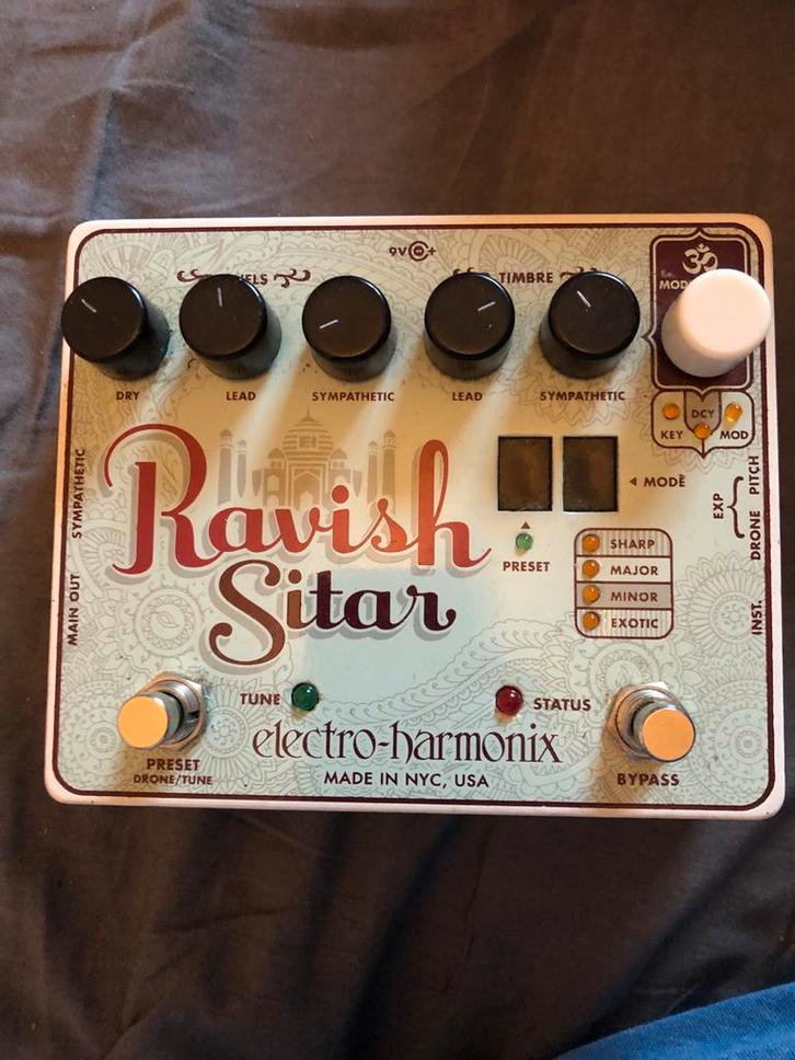 Electro-Harmonix Ravish Sitar Gitaar Effectpedaal, Muziek en Instrumenten, Effecten, Zo goed als nieuw, Overige typen, Ophalen of Verzenden