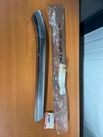 Toyota crown ms83 ms88 sierlijst 75585-91907, Ophalen of Verzenden, Nieuw