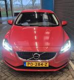 Volvo V40 1.5 T2 122PK Geartronic 2017 Rood, Auto's, Volvo, 65 €/maand, 1498 cc, 4 cilinders, 700 kg