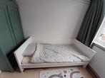 bed 90x200 cm incl onderschuifbed en 1 matras, Huis en Inrichting, Slaapkamer | Bedden, 90 cm, Gebruikt, Eenpersoons, Hout