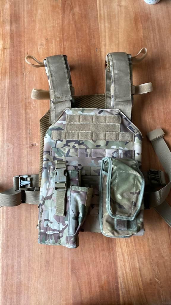 SPARTAN PLATE CARRIER BTP, Verzamelen, Militaria | Algemeen, Ophalen of Verzenden
