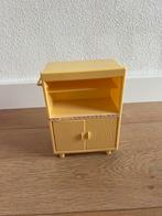 Vintage Barbie Mattel gele  keukenkast, Ophalen of Verzenden, Gebruikt, Poppenhuis