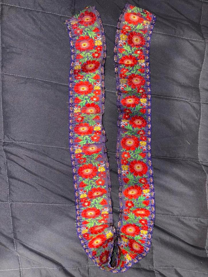 Staphorster Klederdracht Lint - Authentiek, Hobby en Vrije tijd, Stoffen en Lappen, Gebruikt, Satijn of Zijde, Minder dan 30 cm
