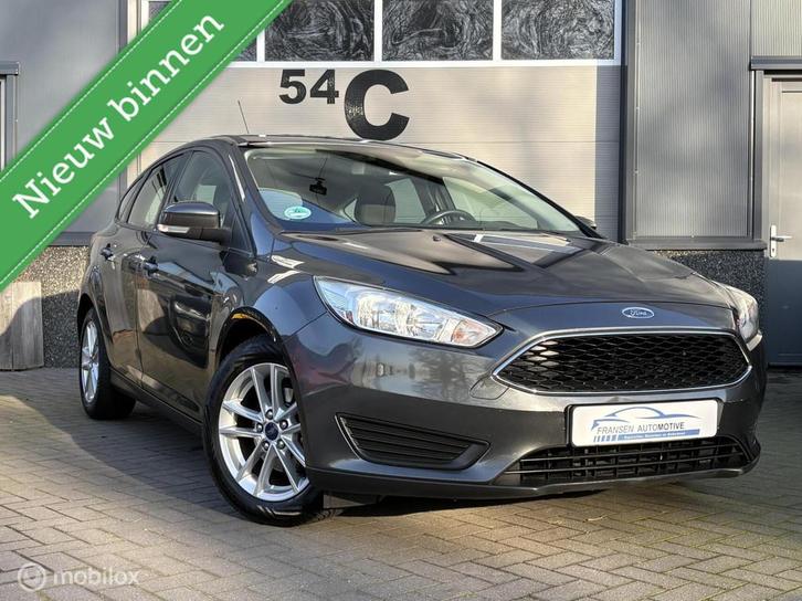 Ford Focus 1.0 Trend Edition Trekhaak/navi zeer nette auto !, Auto's, Ford, Bedrijf, Te koop, Focus, ABS, Airbags, Airconditioning