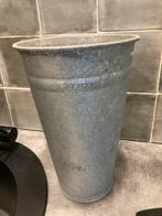 Oude Zinken Emmer - 31 cm, Huis en Inrichting, Emmers, Ophalen of Verzenden, Gebruikt, Zink, Met handgreep