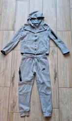 147-158 (L) Nieuw! Nike trainingspak, Kinderen en Baby's, Kinderkleding | Maat 146, Nieuw, Jongen of Meisje, Ophalen of Verzenden