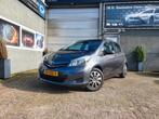 Toyota  Yaris 1.0 2011 Grijs Airco Navi Camera 5 Deurs APK, Auto's, Toyota, Te koop, Zilver of Grijs, Airconditioning, Geïmporteerd