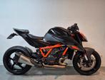 KTM 1290 R superduke 2020 akrapovic, 2 cilinders, Bedrijf, Meer dan 35 kW, Minimaal motorrijbewijs A2