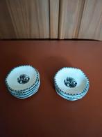 Société Céramique Maestricht. Landschap. 12 kleine schaaltje, Antiek en Kunst, Antiek | Servies compleet, Ophalen