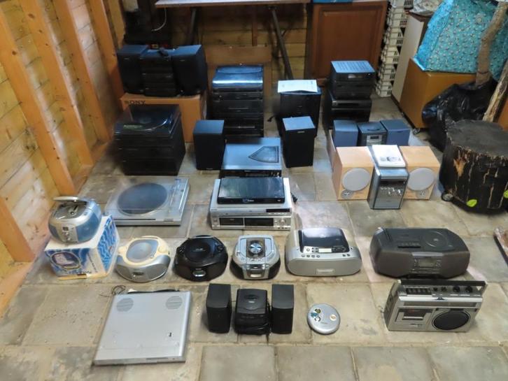 grote partij audio/videoapparatuur met defecten, Audio, Tv en Foto, Overige Audio, Tv en Foto, Niet werkend, Ophalen