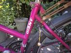 Een paars / roze mountainbike Giant voor een dame of meisje, Ophalen, Gebruikt, Versnellingen, Giant