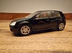 Golf 5 1.6FSI 1:18 Burago, Hobby en Vrije tijd, Modelauto's | 1:18, Ophalen of Verzenden, Gebruikt, Auto, Bburago