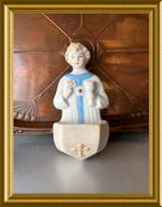 Oud biscuit porseleinen wijwatervaatje : Jezus, hostie, kelk, Ophalen of Verzenden