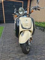 Amg retro scooter, Fietsen en Brommers, Ophalen, Overige modellen, Zo goed als nieuw, Benzine
