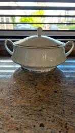 Dekschaal / groenteschaal met deksel Noritake Cumberland, Huis en Inrichting, Keuken | Servies, Nieuw, Ophalen of Verzenden, Schaal of Schalen