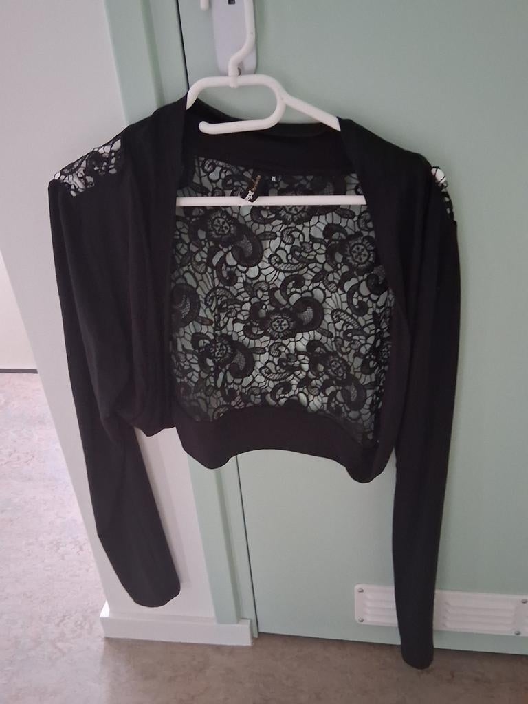 Kanten Bolero, Ophalen of Verzenden, Zo goed als nieuw, Zwart