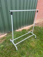 Verstelbaar Kledingrek - Handig & Praktisch!, Ophalen, Met wielen, Gebruikt