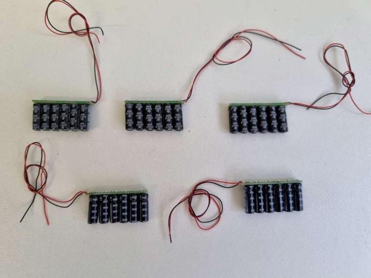 Zimo MGOLANG - mini-goldcaps "lengte" voor Zimo MS decoder, Hobby en Vrije tijd, Modeltreinen | H0, Zo goed als nieuw, Overige typen