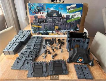 Vintage Kasteel Playset Compleet beschikbaar voor biedingen
