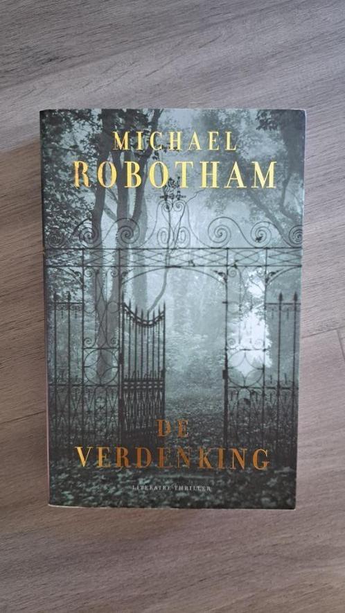 Thrillers (Hannah, Robotham, Kava, Hecht), Boeken, Thrillers, Zo goed als nieuw, Amerika, Ophalen of Verzenden
