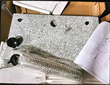 Nieuwe Kesser Graniet Parasolvoet beschikbaar voor biedingen