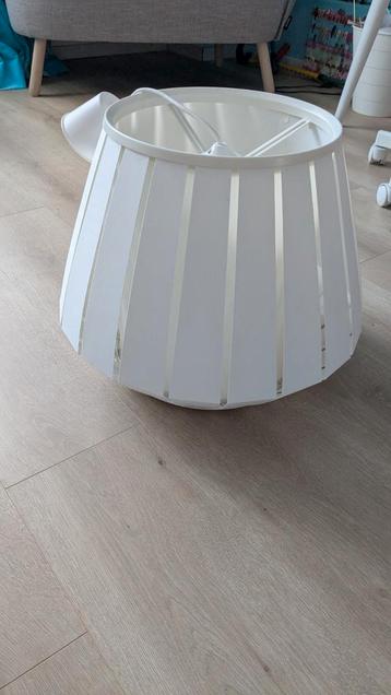 Ikea hanglamp wit beschikbaar voor biedingen