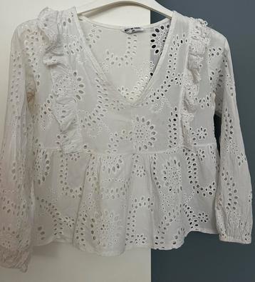 Meet me There blouse - broderie - maat S-M beschikbaar voor biedingen