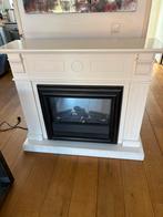 Tekoop electrische haard met ombouw, Huis en Inrichting, Haarden, Ophalen of Verzenden, Zo goed als nieuw, Vrijstaande haard, Elektrische haard