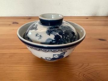 Chinees schaaltje met deksel in Delfts blauwe stijl beschikbaar voor biedingen