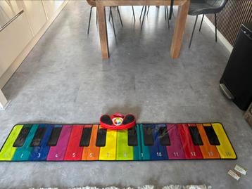 Voet piano beschikbaar voor biedingen