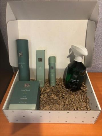 Ritual Jing sleep set, nieuw beschikbaar voor biedingen