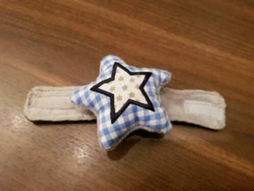 rammelaar voor om het armpje beschikbaar voor biedingen