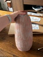 Handgemaakte Lange Vaas, Huis en Inrichting, Woonaccessoires | Vazen, Overige kleuren, 50 tot 75 cm, Aardewerk of Porselein, Nieuw