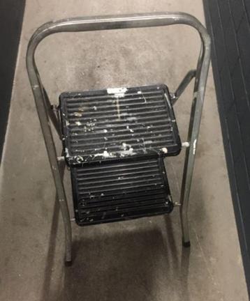 Ladder Trap, Keukentrap ladder met 2 trede opvouwbaar beschikbaar voor biedingen