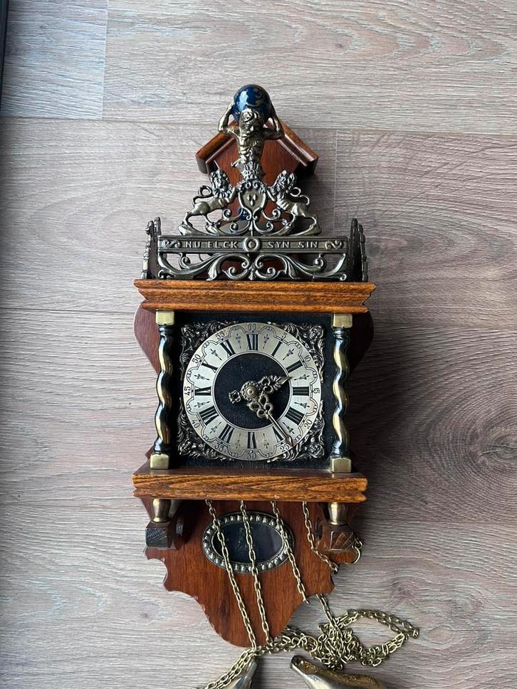 Zaanse klok ‘Nu Elck Syn Sin’  Wuba, Antiek en Kunst, Antiek | Klokken, Ophalen of Verzenden