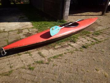 Kinder kajak 4 meter met peddel  beschikbaar voor biedingen